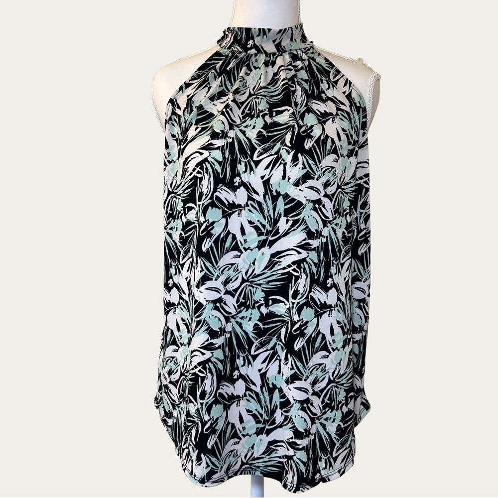 Kaileigh Women’s Black, Mint Green and White Floral Halter Top Size Small‎